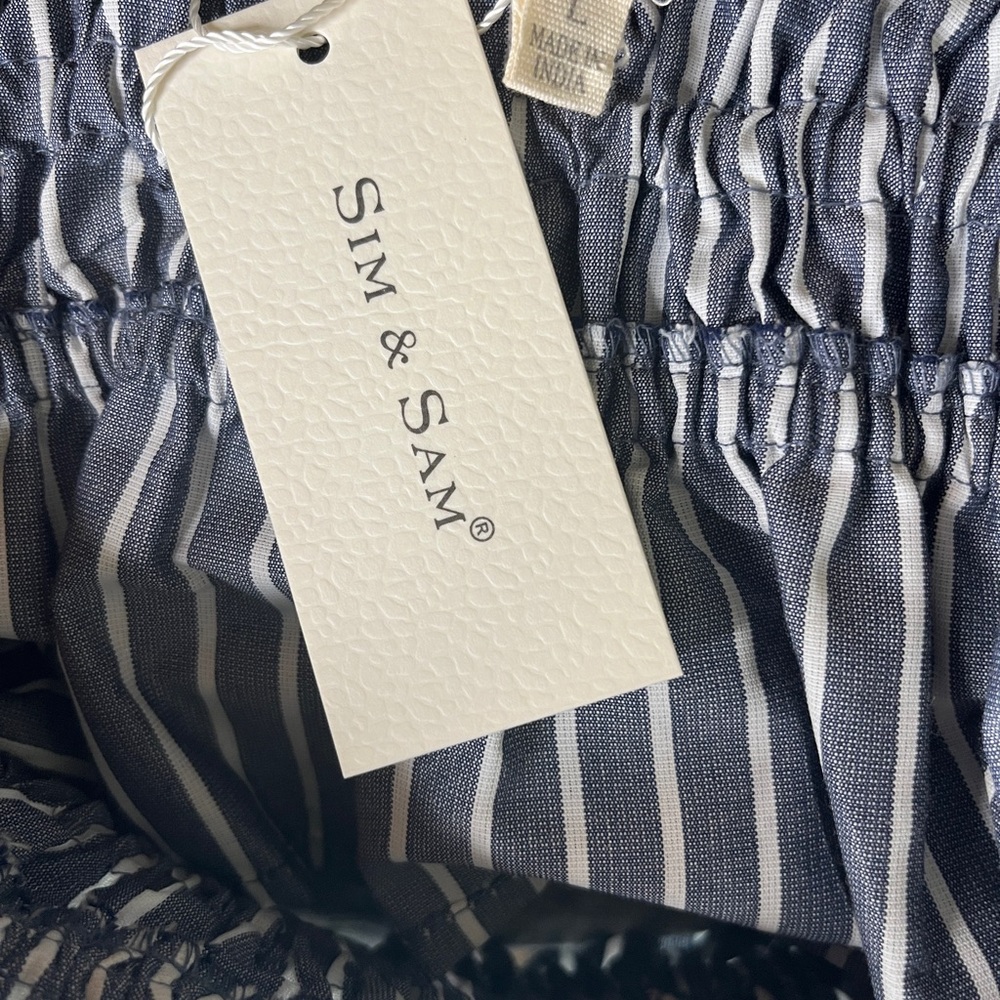 Sim & Sam Sleeveless Top NWT - Picture 5 of 6
